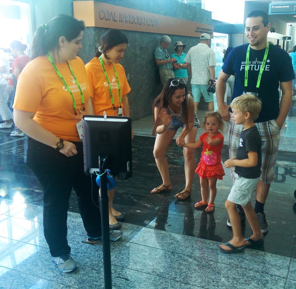 Paolo interacting with other SIGGRAPH attendees